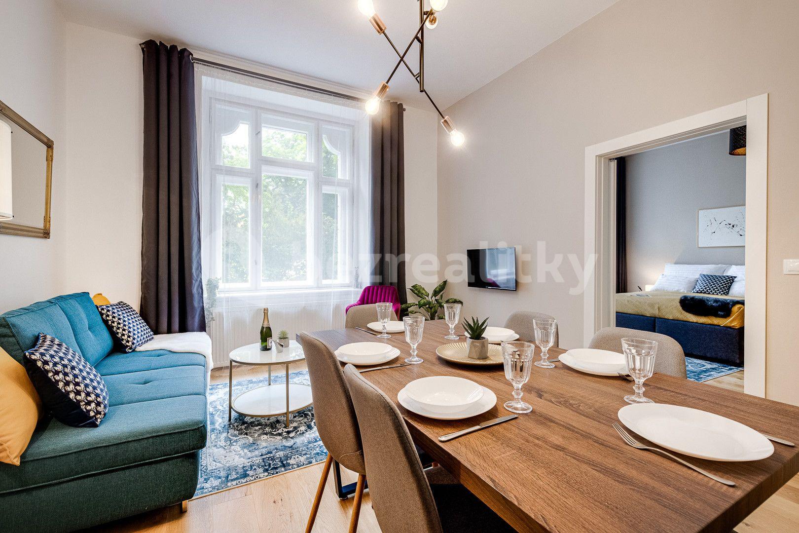 2 bedroom with open-plan kitchen flat to rent, 91 m², Kaizlovy sady, Prague, Prague