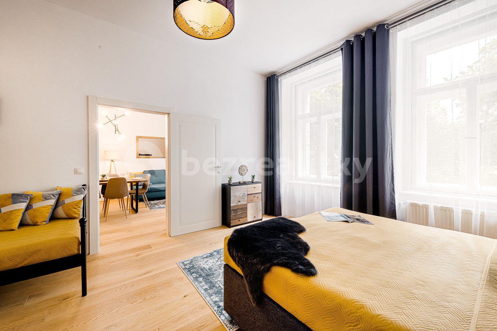 2 bedroom with open-plan kitchen flat to rent, 91 m², Kaizlovy sady, Prague, Prague