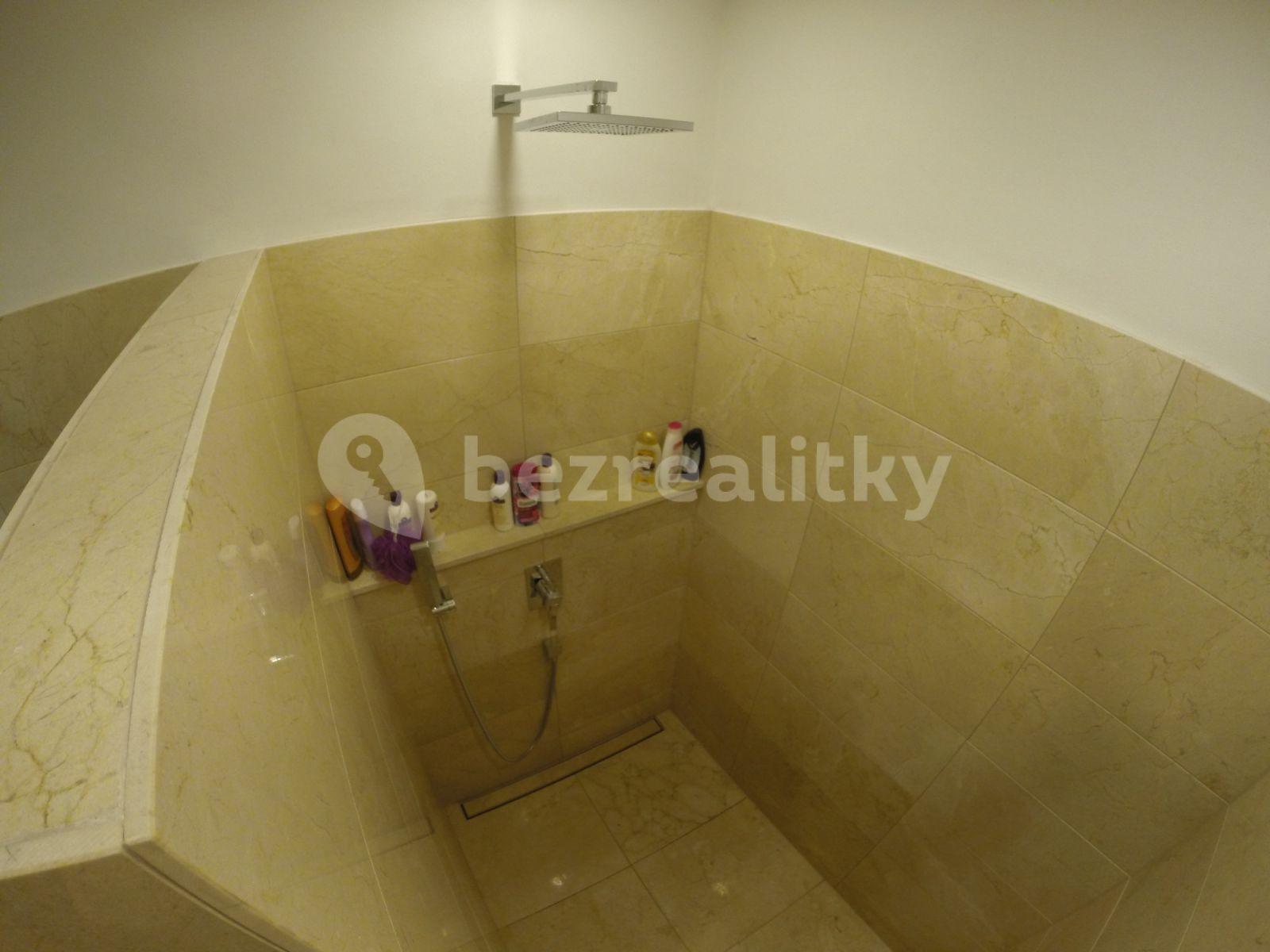 3 bedroom flat to rent, 107 m², Pionýrská, Brno, Jihomoravský Region