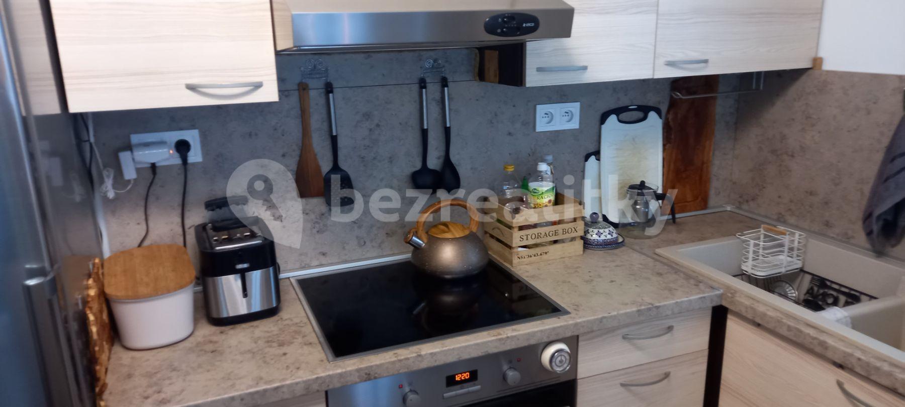 3 bedroom flat to rent, 75 m², Mezník, Litava, Banskobystrický Region