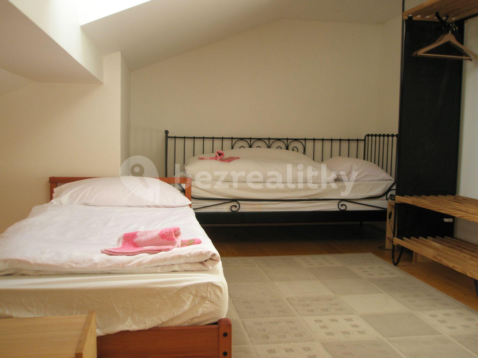 2 bedroom flat to rent, 1,500 m², Cesta Svobody, Říčany, Středočeský Region