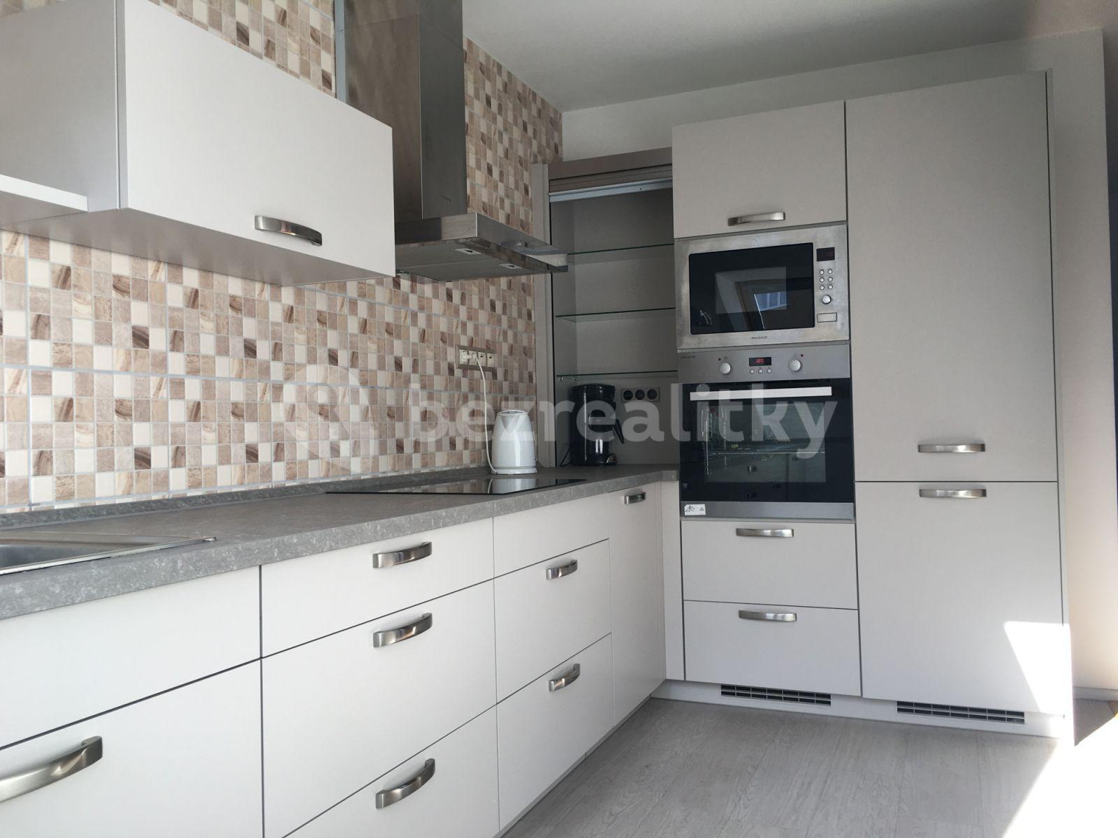 4 bedroom flat to rent, 105 m², Palackého náměstí, Třeboň, Jihočeský Region