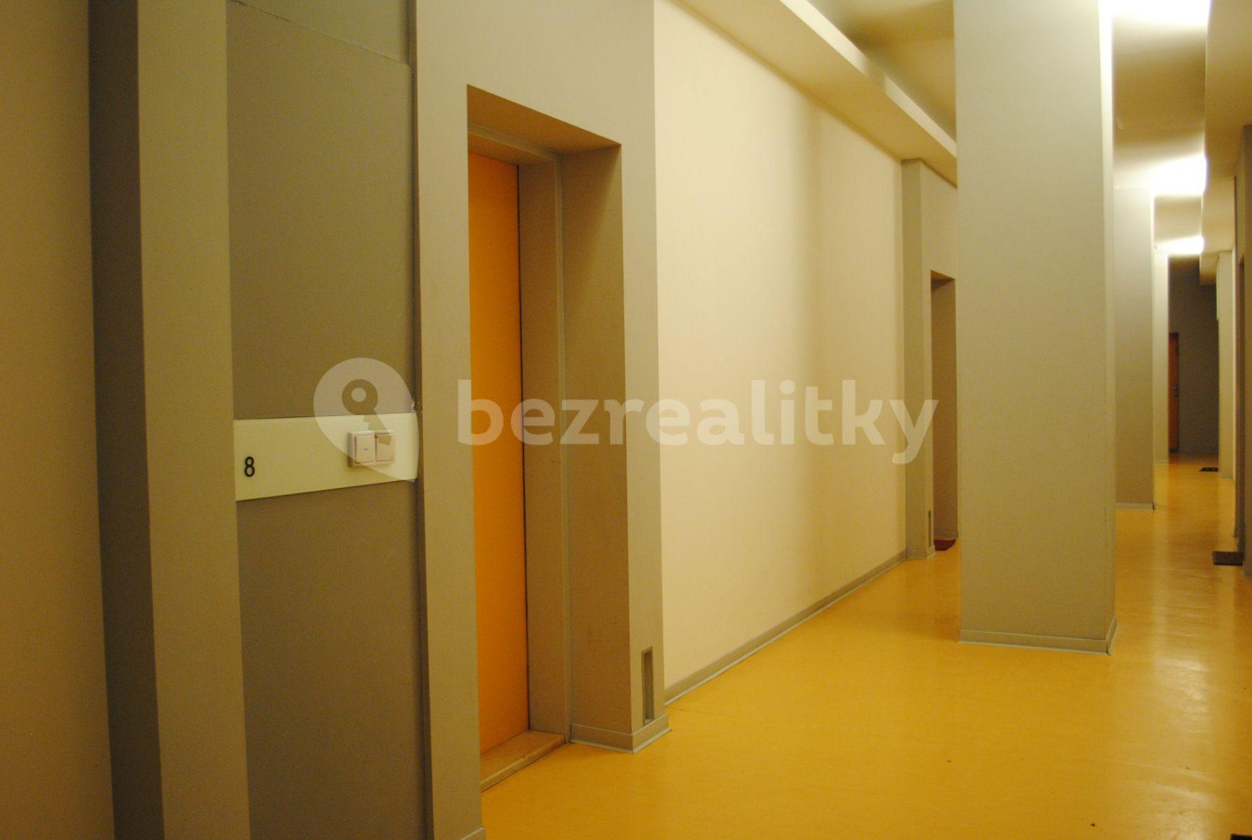 Studio flat to rent, 34 m², U Reálky, Olomouc, Olomoucký Region