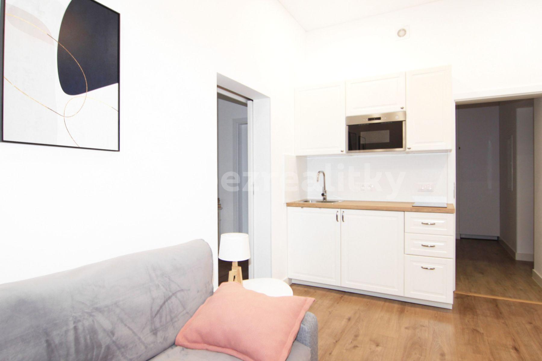 2 bedroom flat to rent, 45 m², Vřídelní, Karlovy Vary, Karlovarský Region