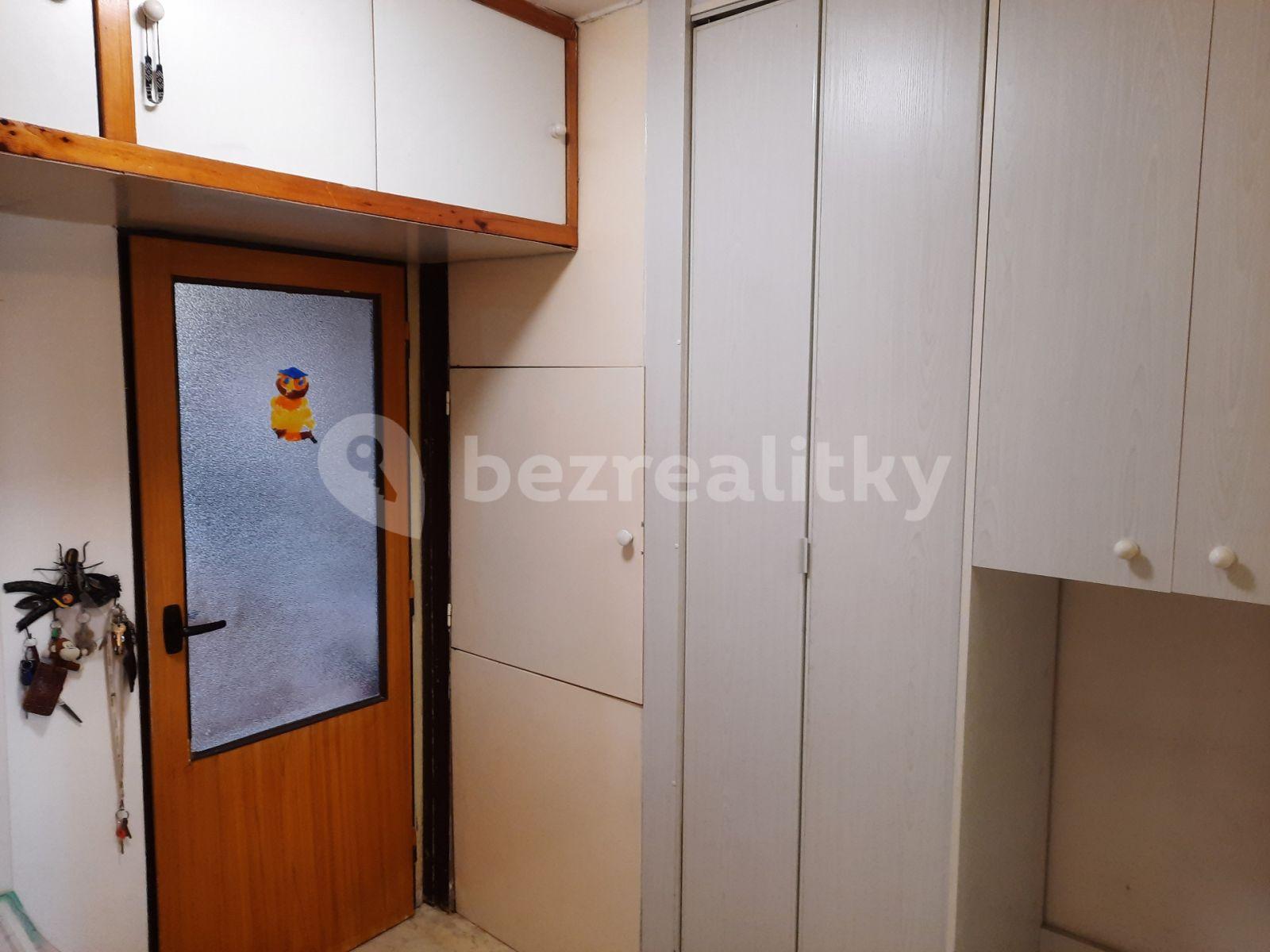 3 bedroom flat for sale, 80 m², Vratislavská, Prague, Prague