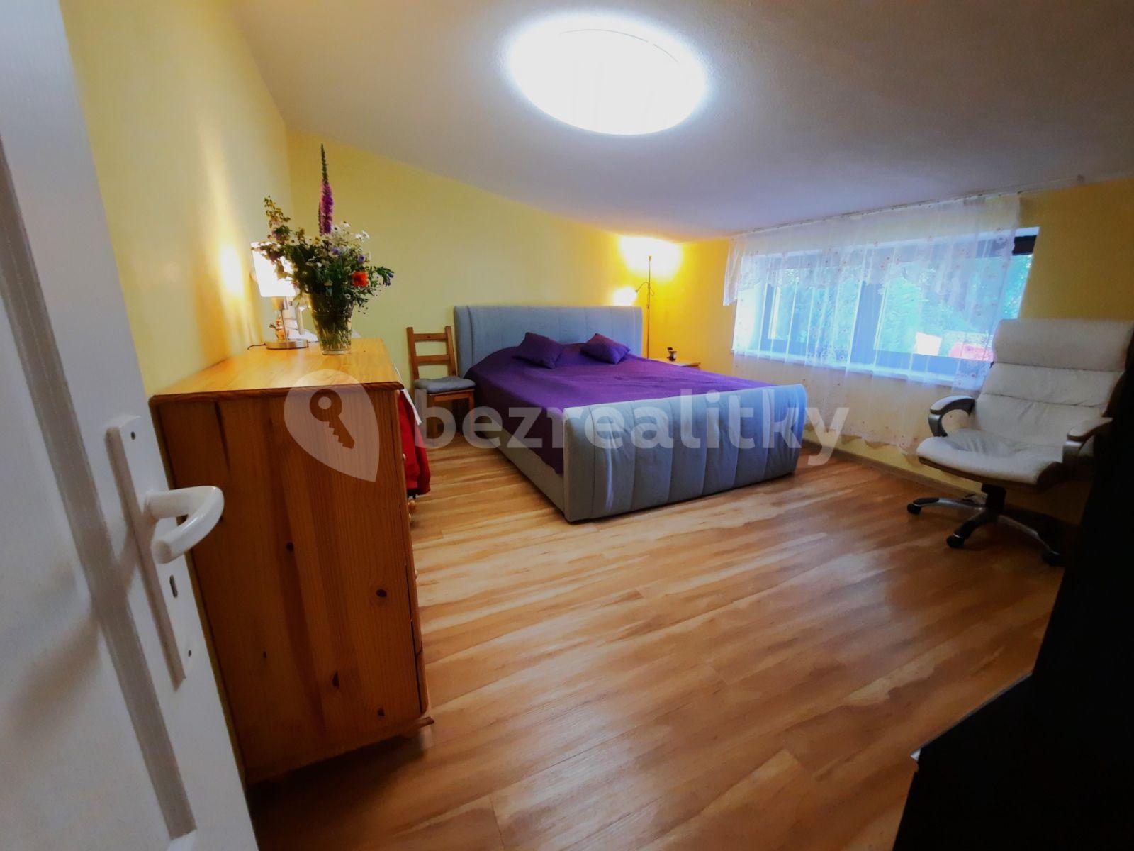 3 bedroom with open-plan kitchen flat for sale, 99 m², Legionářská, Jedovnice, Jihomoravský Region