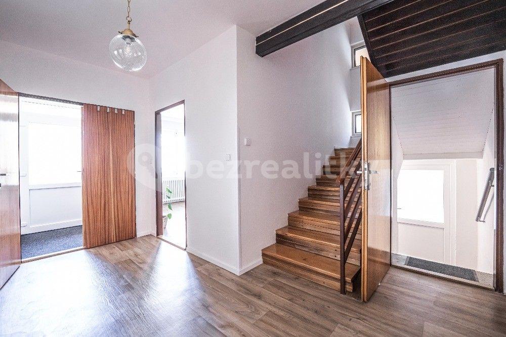 house for sale, 173 m², Hluboké Mašůvky, Jihomoravský Region