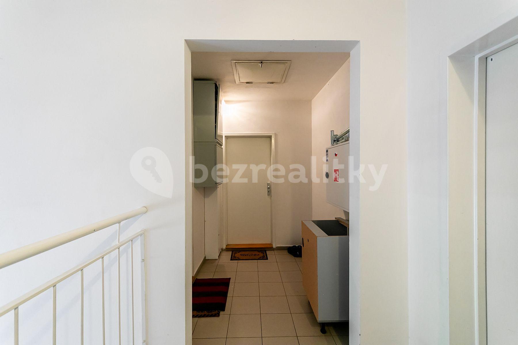 1 bedroom flat for sale, 50 m², U Školky, Nupaky, Středočeský Region