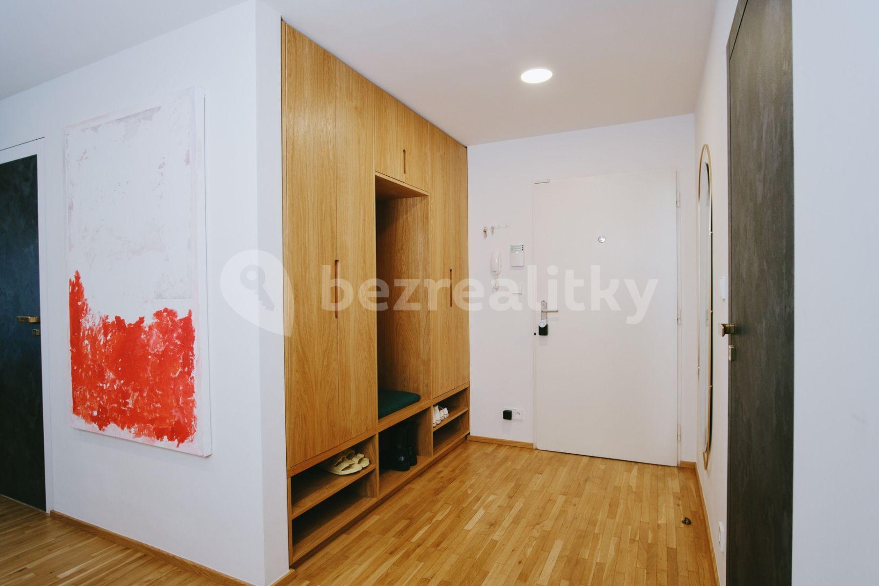 4 bedroom with open-plan kitchen flat for sale, 182 m², Čajkovského, Prague, Prague