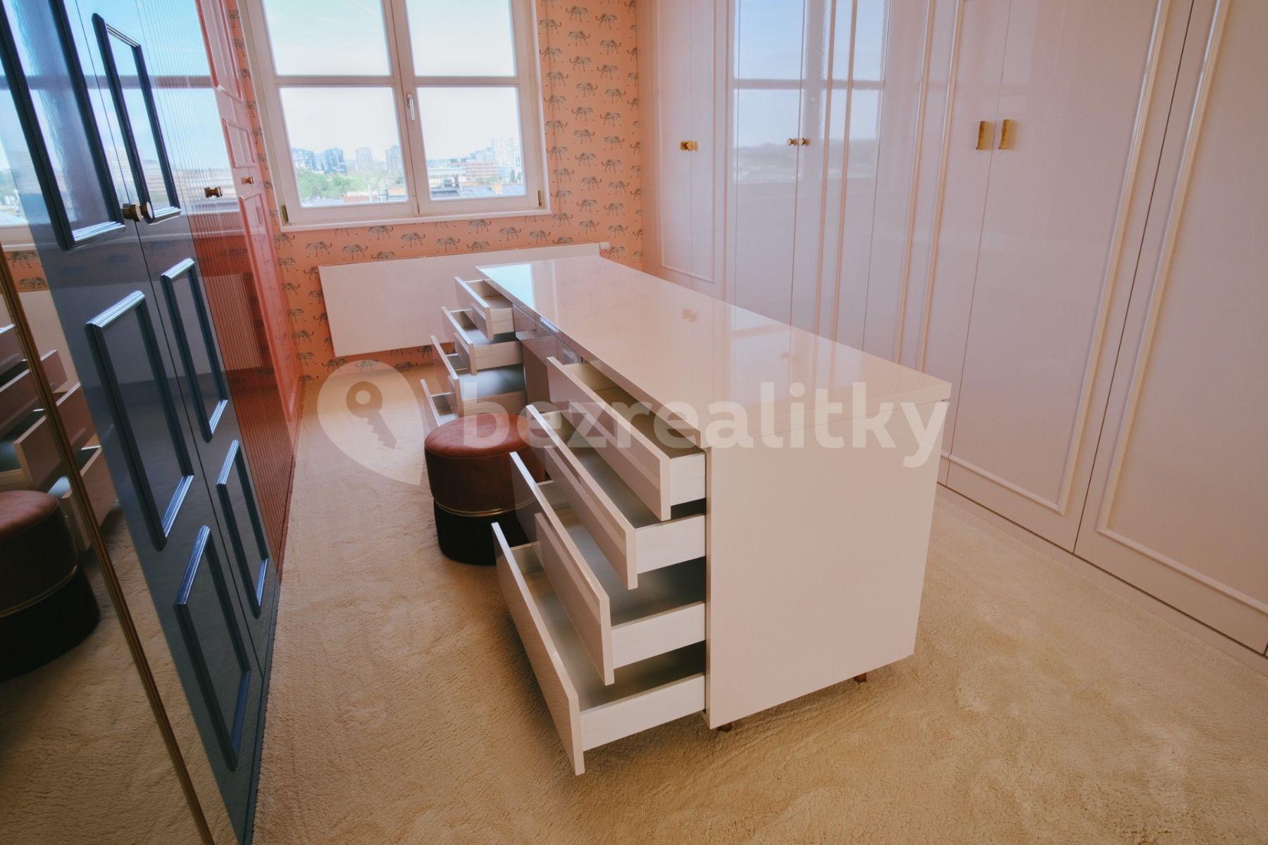 4 bedroom with open-plan kitchen flat for sale, 182 m², Čajkovského, Prague, Prague