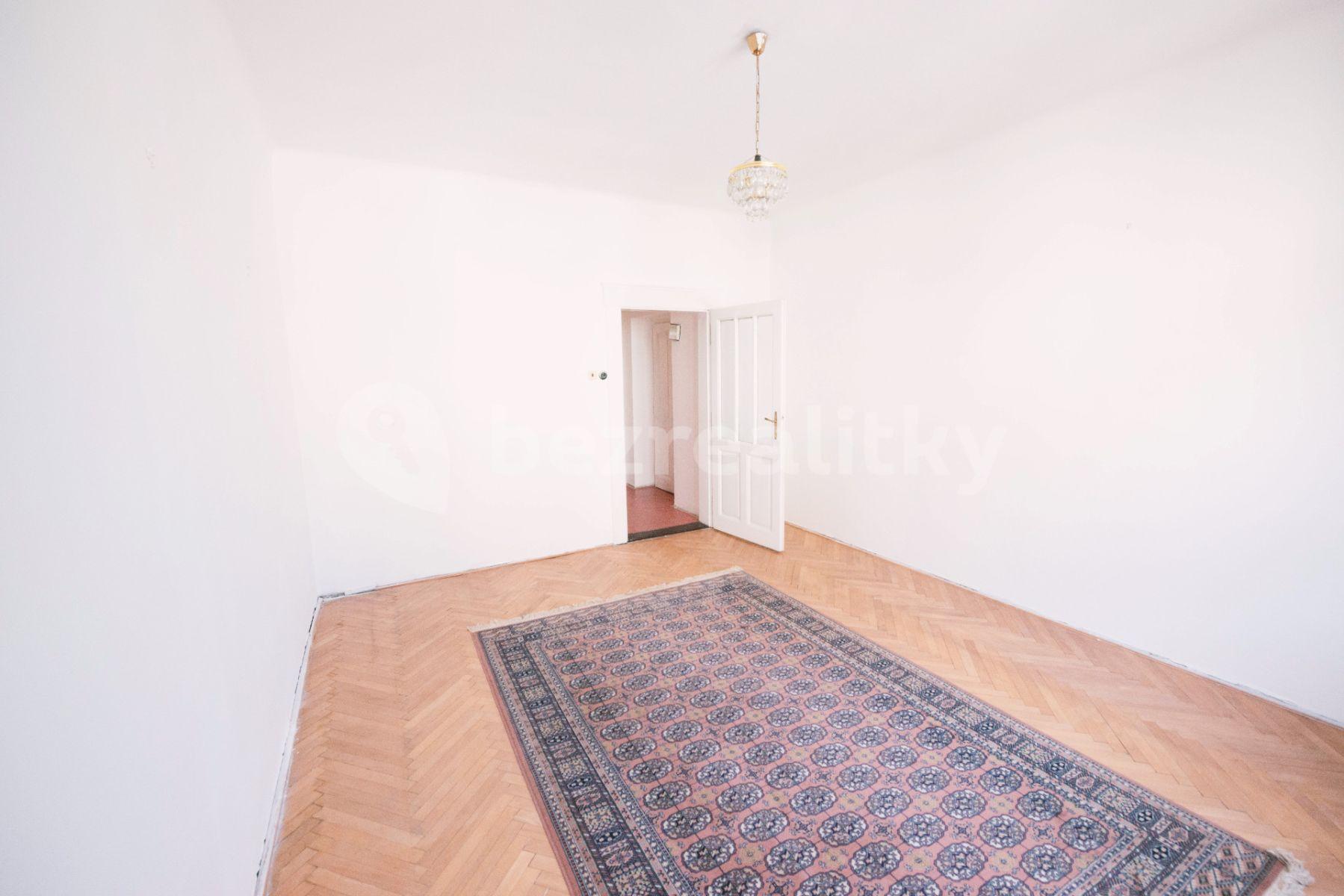 2 bedroom with open-plan kitchen flat for sale, 63 m², Na Březince, Prague, Prague