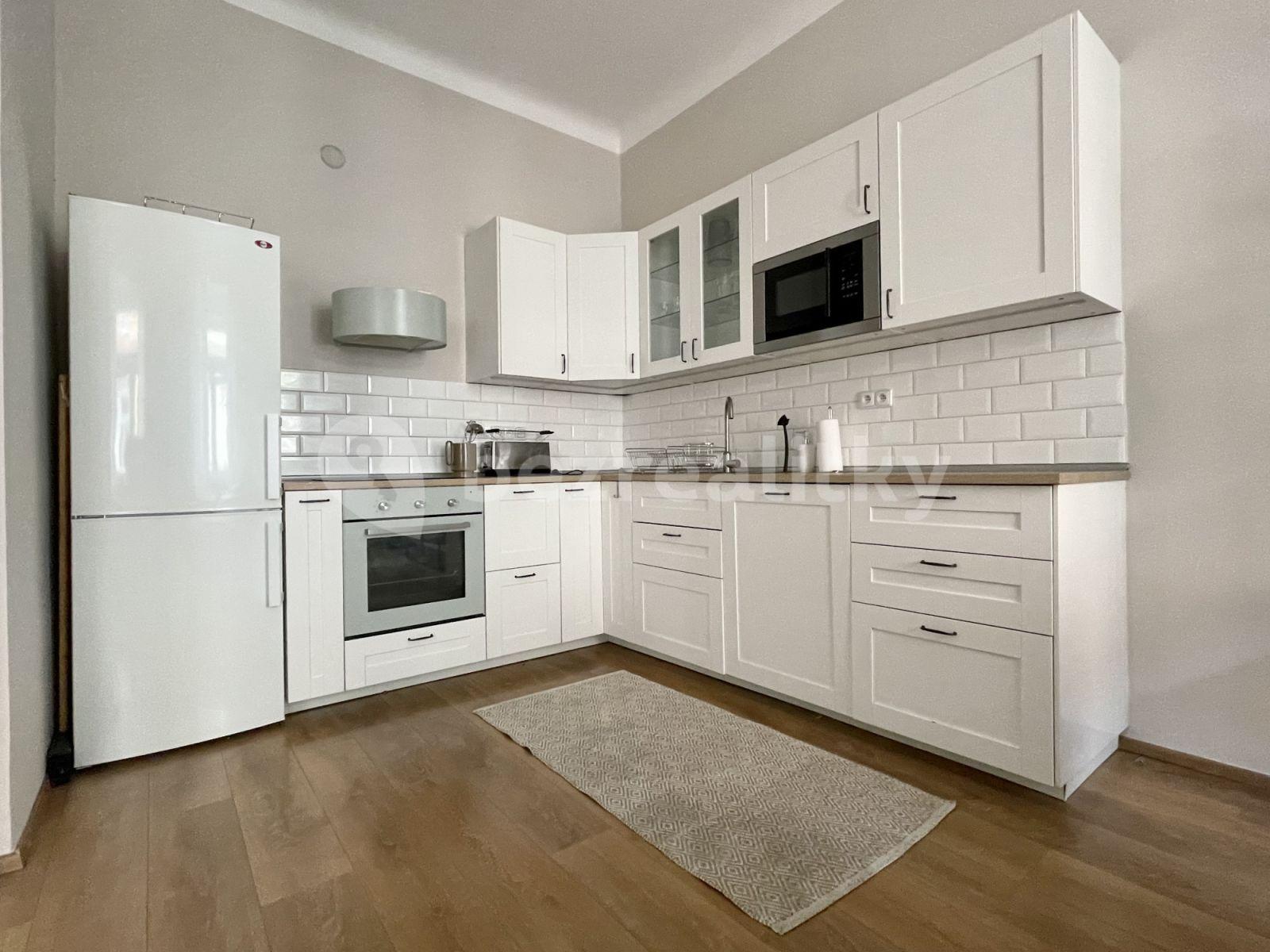 3 bedroom flat to rent, 99 m², Tomáškova, Prague, Prague