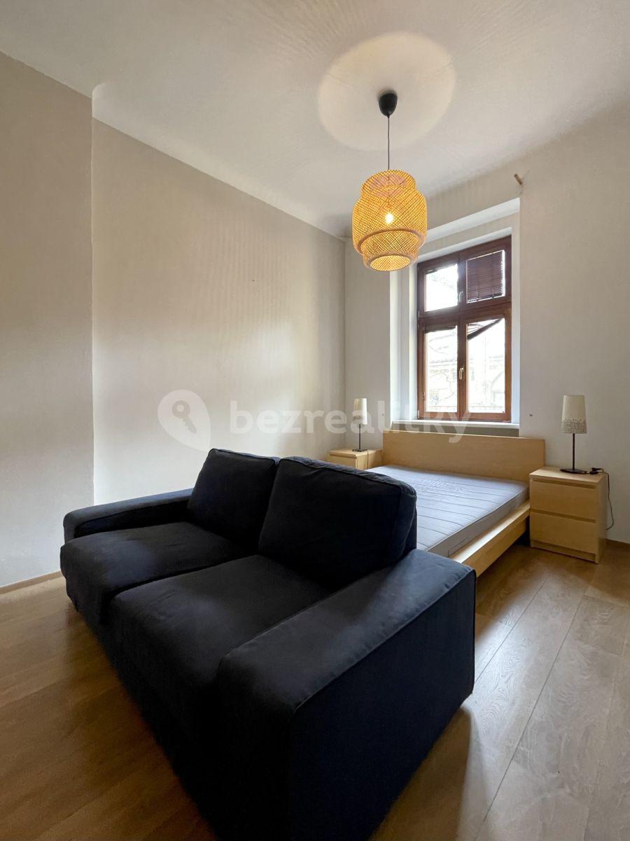 3 bedroom flat to rent, 99 m², Tomáškova, Prague, Prague