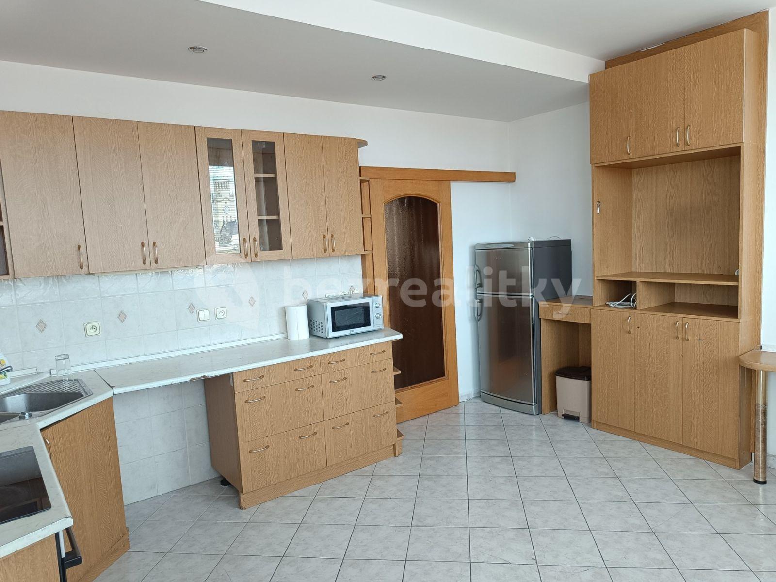 5 bedroom flat for sale, 142 m², Poděbradovo nám., Prostějov, Olomoucký Region