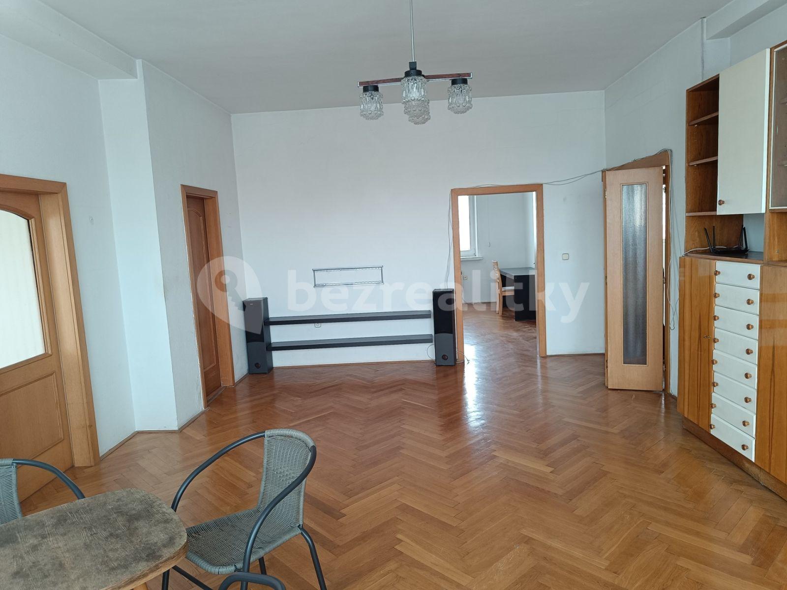 5 bedroom flat for sale, 142 m², Poděbradovo nám., Prostějov, Olomoucký Region