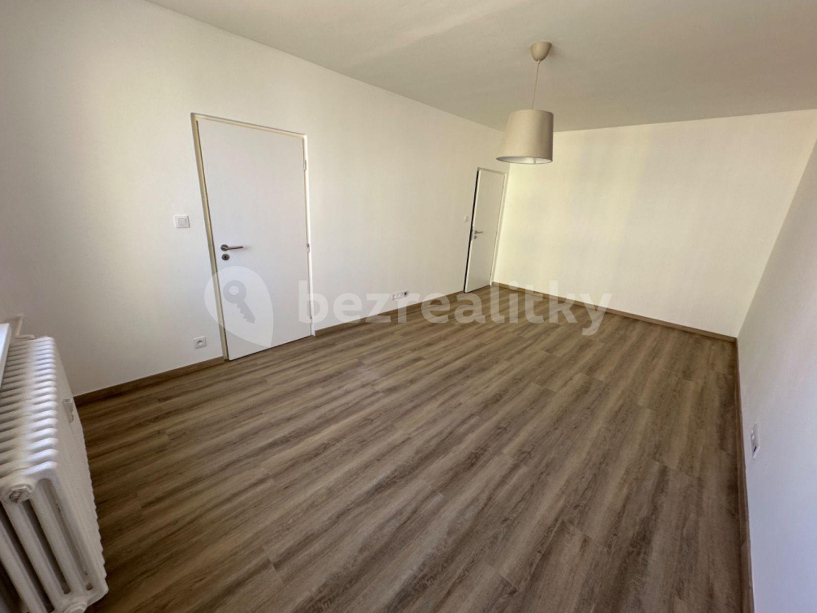 2 bedroom flat to rent, 65 m², Buchenwaldská, Karlovy Vary, Karlovarský Region