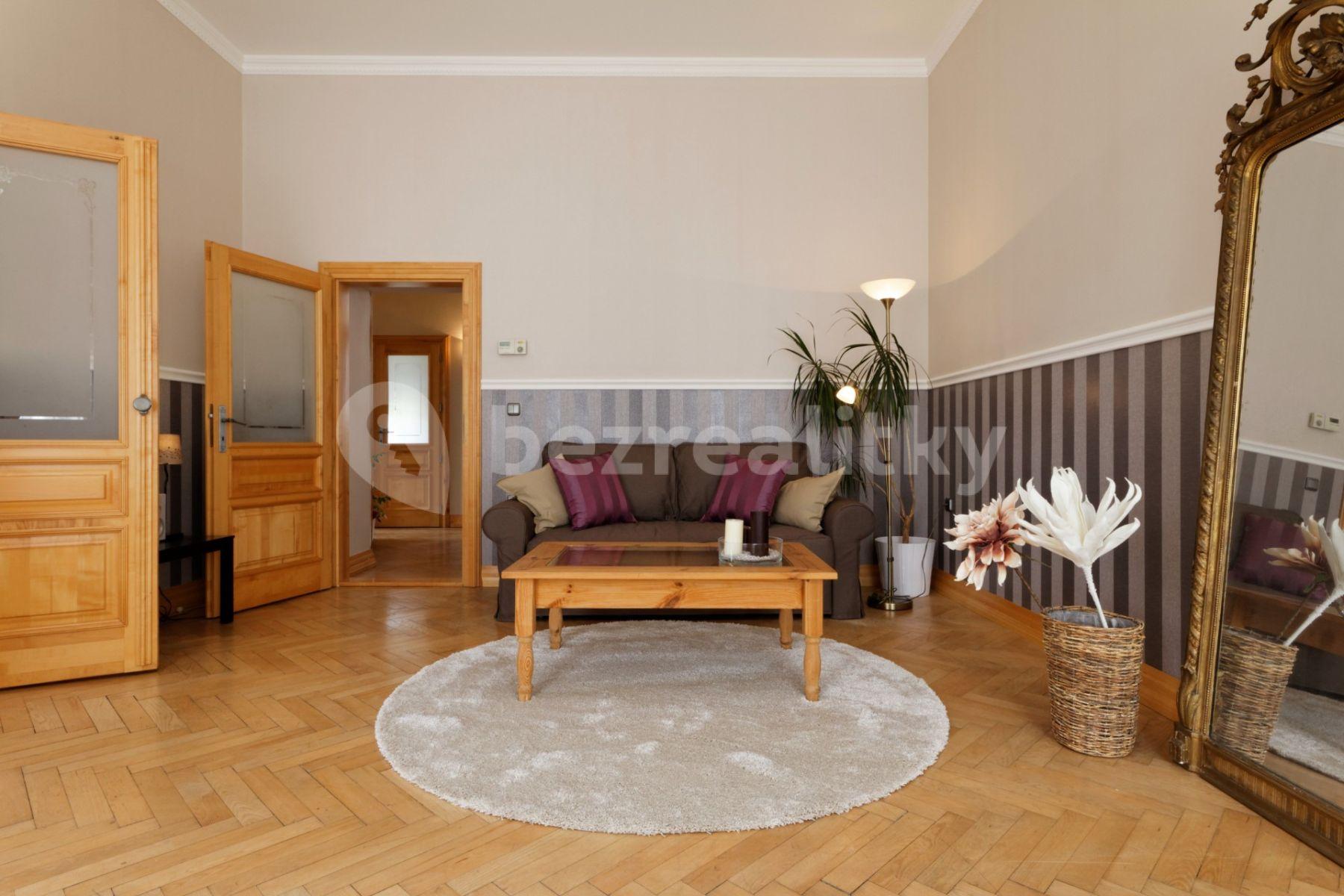 1 bedroom with open-plan kitchen flat to rent, 73 m², tř. Svobody, Olomouc, Olomoucký Region