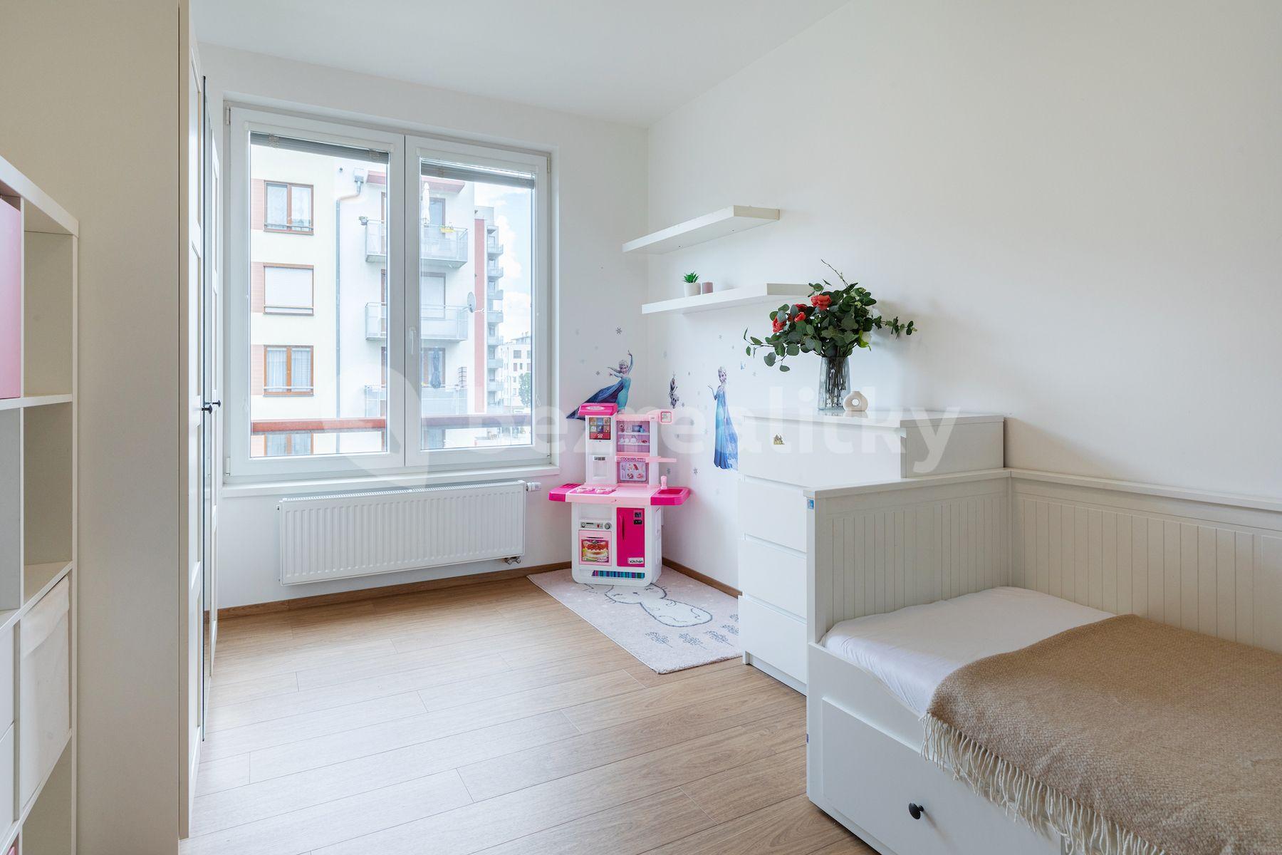 3 bedroom with open-plan kitchen flat for sale, 113 m², Bermanova, Prague, Prague