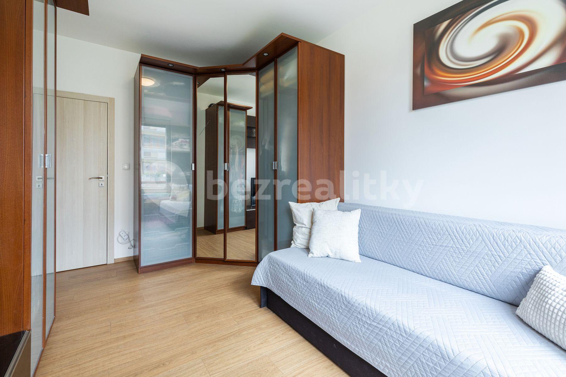 3 bedroom with open-plan kitchen flat for sale, 113 m², Bermanova, Prague, Prague