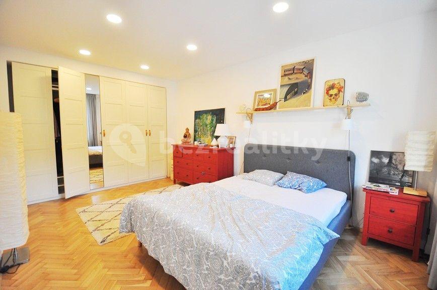 2 bedroom flat to rent, 76 m², Kafkova, Prague, Prague