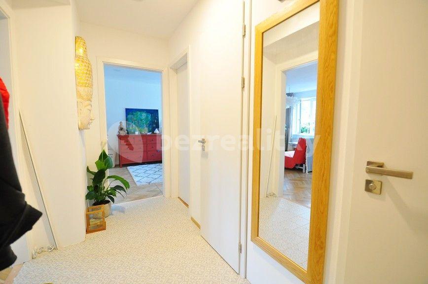 2 bedroom flat to rent, 76 m², Kafkova, Prague, Prague