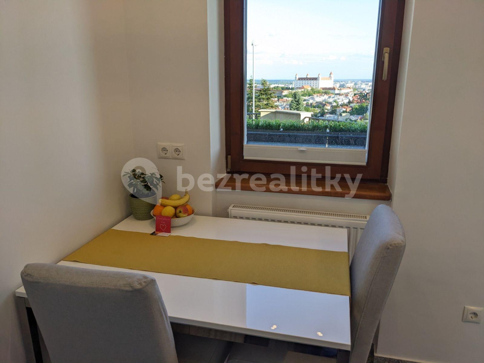 1 bedroom flat to rent, 43 m², Stará vinárska, Bratislava - mestská časť Staré Mesto, Bratislavský Region