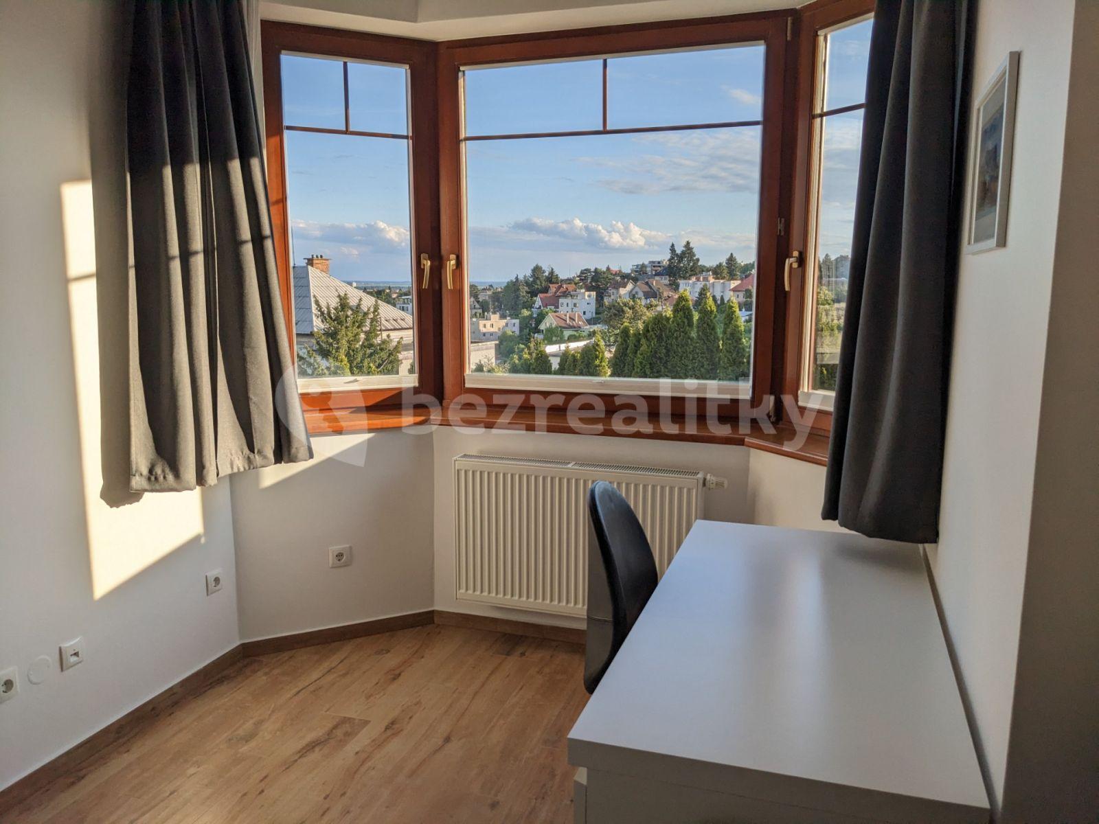 1 bedroom flat to rent, 43 m², Stará vinárska, Bratislava - mestská časť Staré Mesto, Bratislavský Region