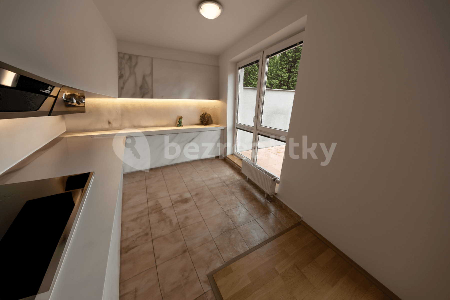 Studio flat for sale, 61 m², Vřesová, Prague, Prague