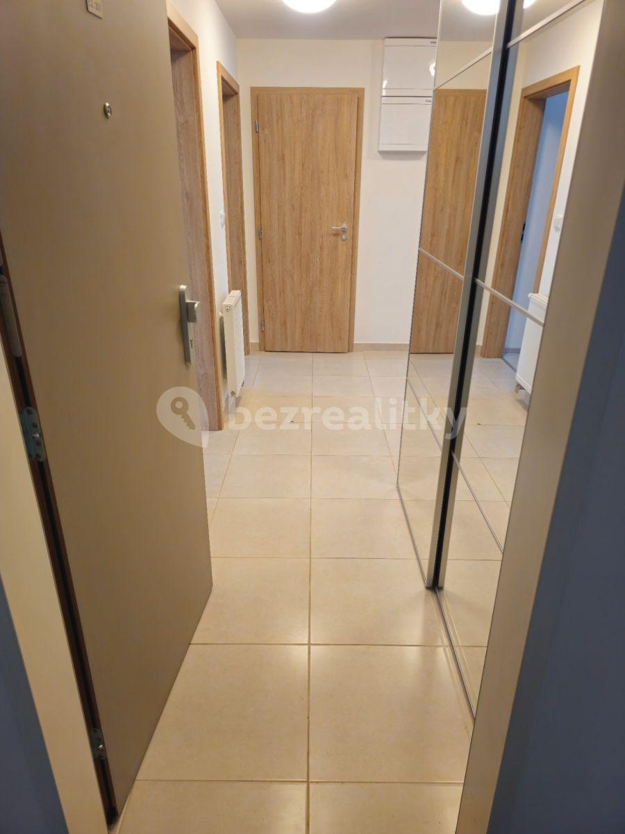 3 bedroom with open-plan kitchen flat for sale, 79 m², Ke Kříži, Prague, Prague