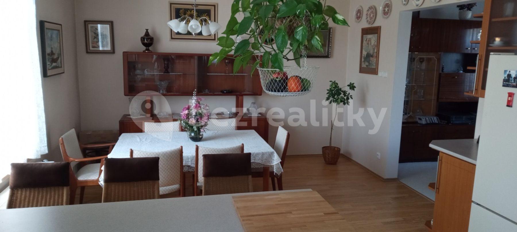 house for sale, 193 m², K Nedvězí, Prague, Prague