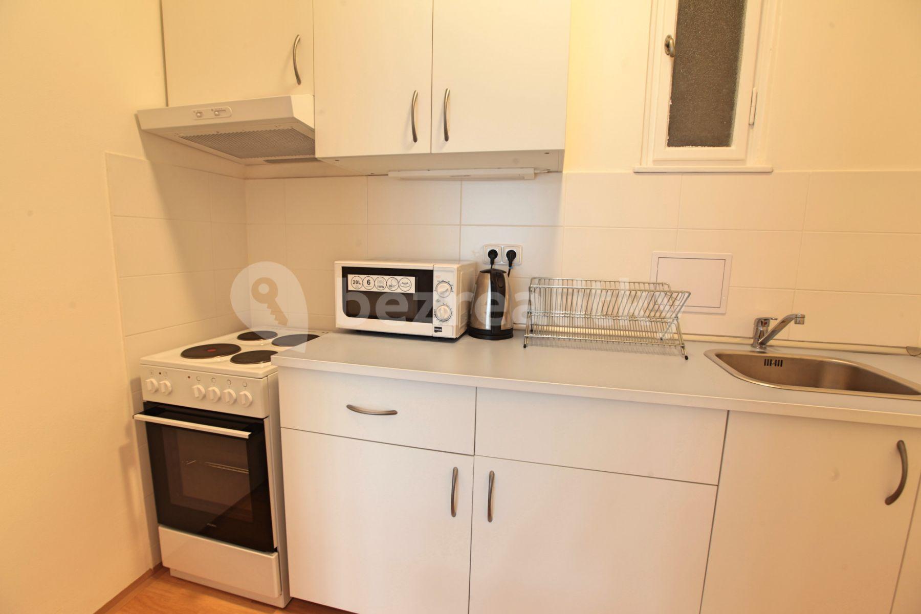 2 bedroom flat to rent, 63 m², Krakovská, Prague, Prague