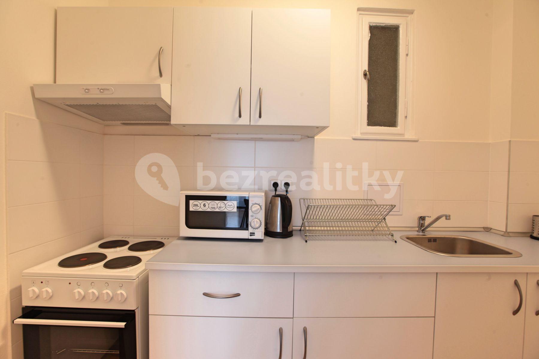 2 bedroom flat to rent, 63 m², Krakovská, Prague, Prague