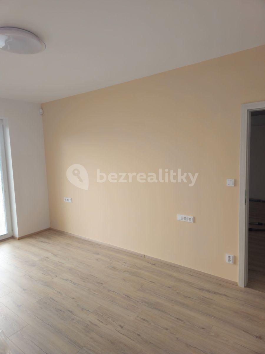 house for sale, 177 m², K Vodojemu, Divišov, Středočeský Region