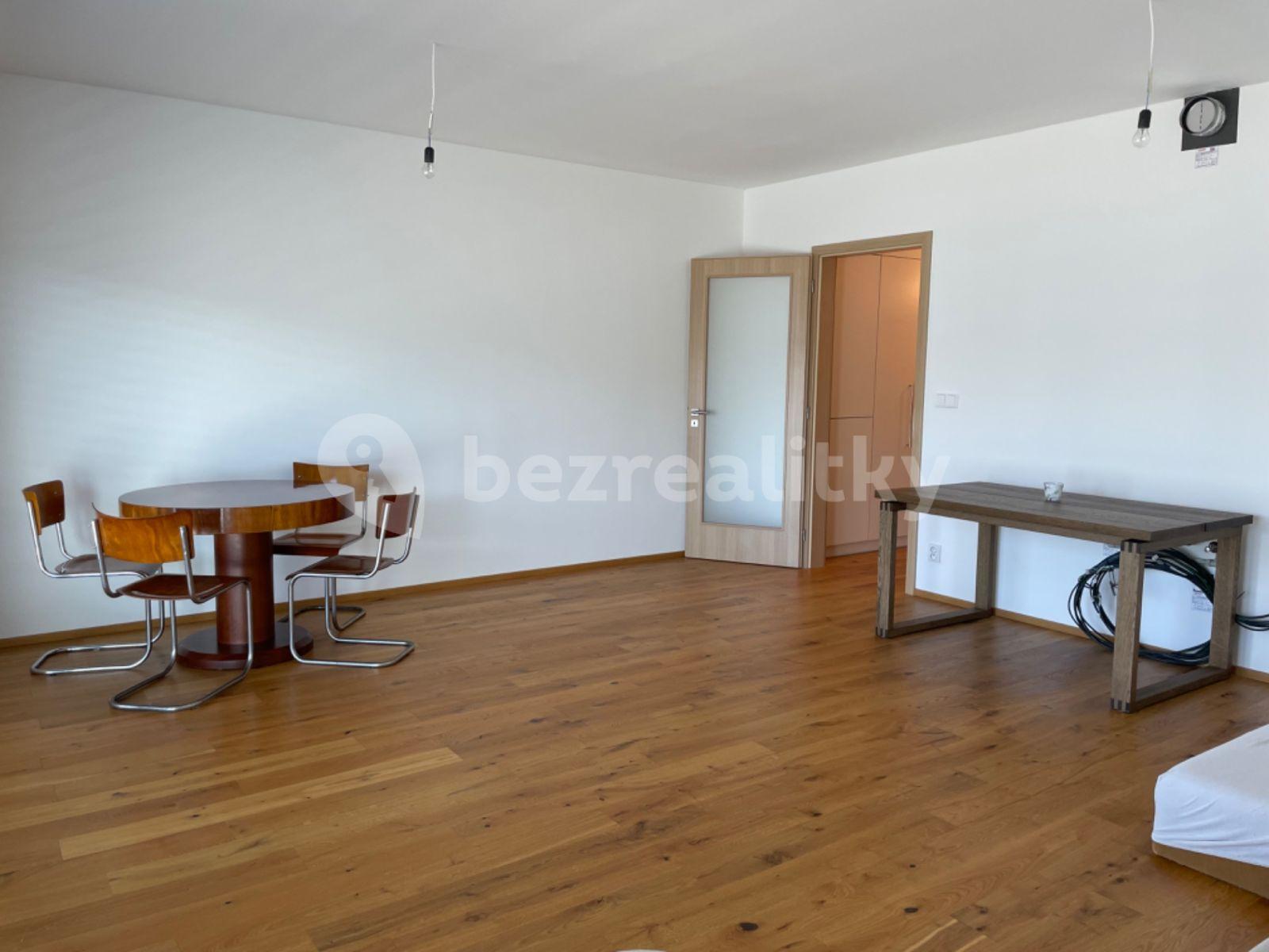 Studio flat for sale, 42 m², Pekařova, Prague, Prague