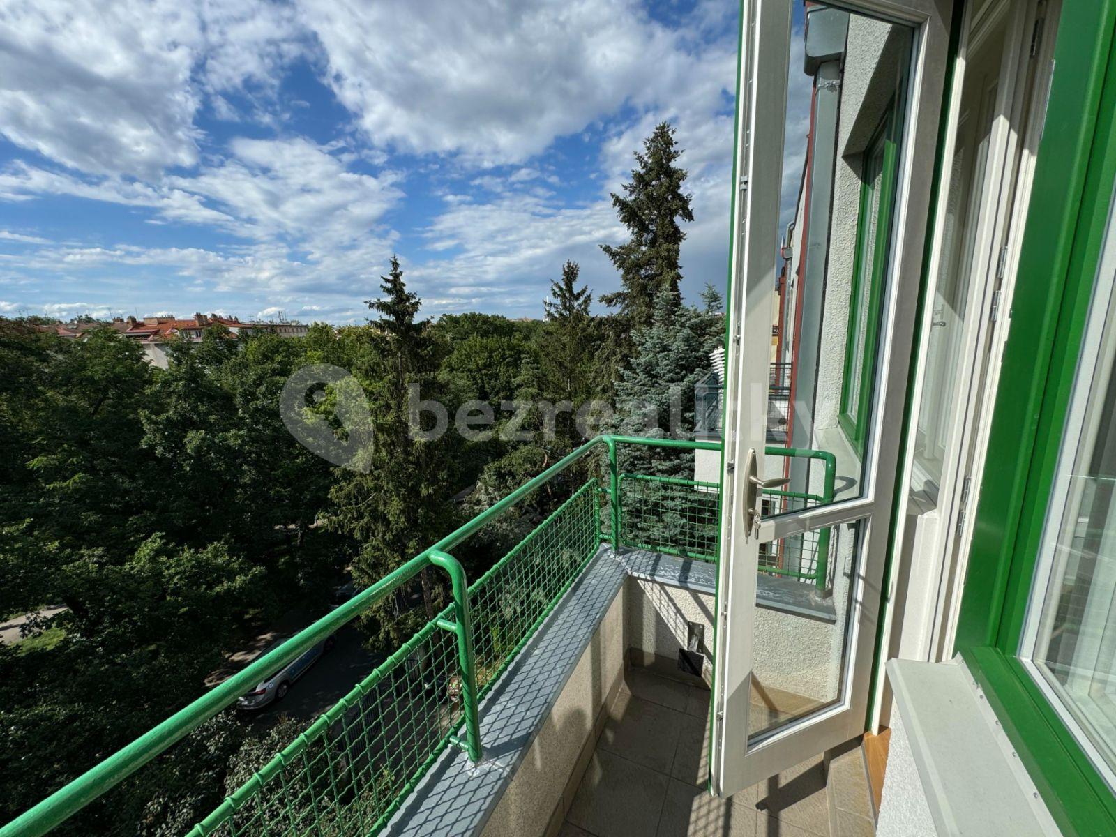 1 bedroom with open-plan kitchen flat to rent, 40 m², Družstevní ochoz, Prague, Prague