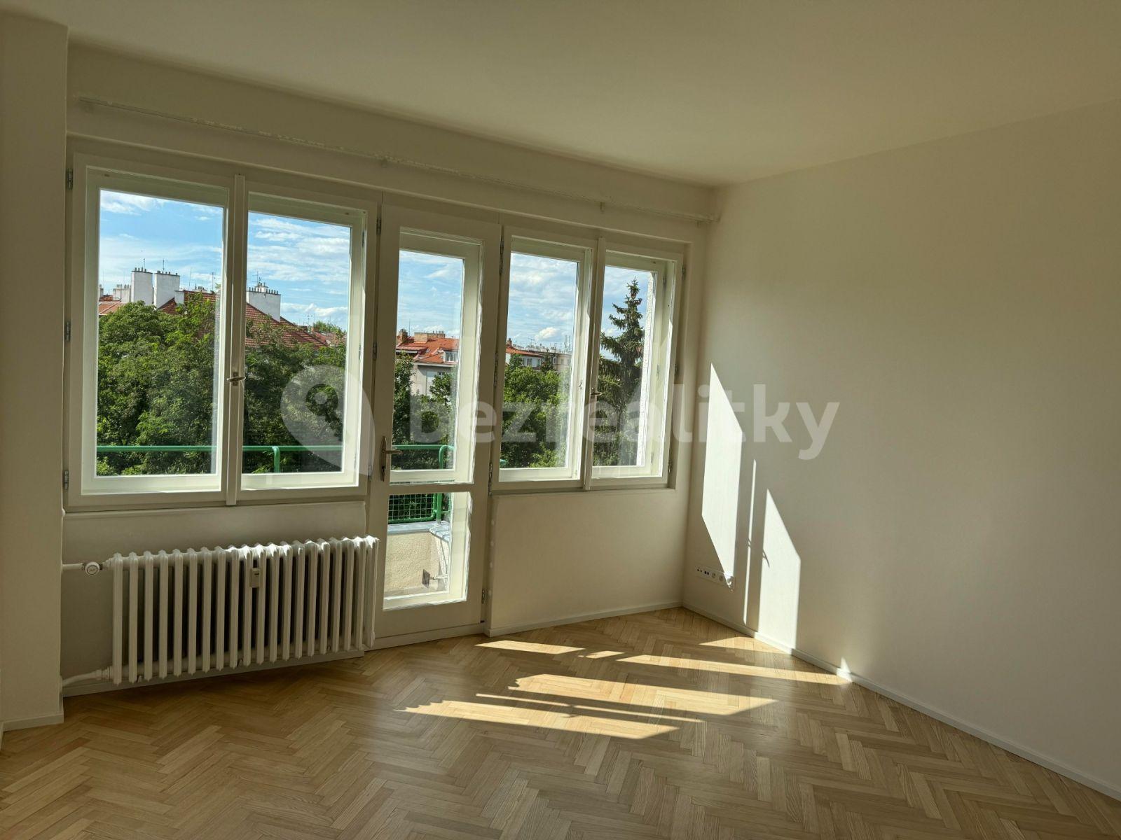 1 bedroom with open-plan kitchen flat to rent, 40 m², Družstevní ochoz, Prague, Prague