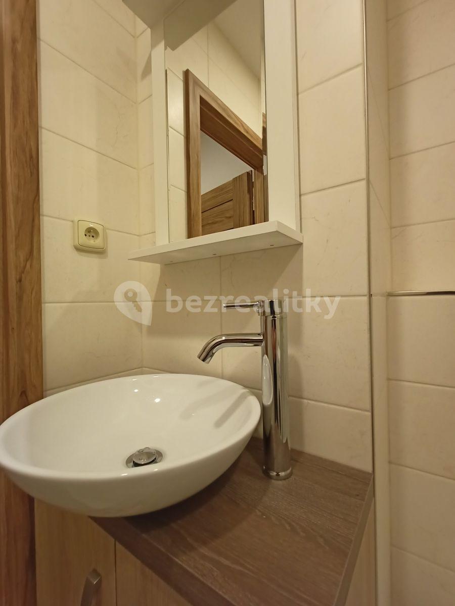 1 bedroom flat to rent, 38 m², Větrná, Ivančice, Jihomoravský Region