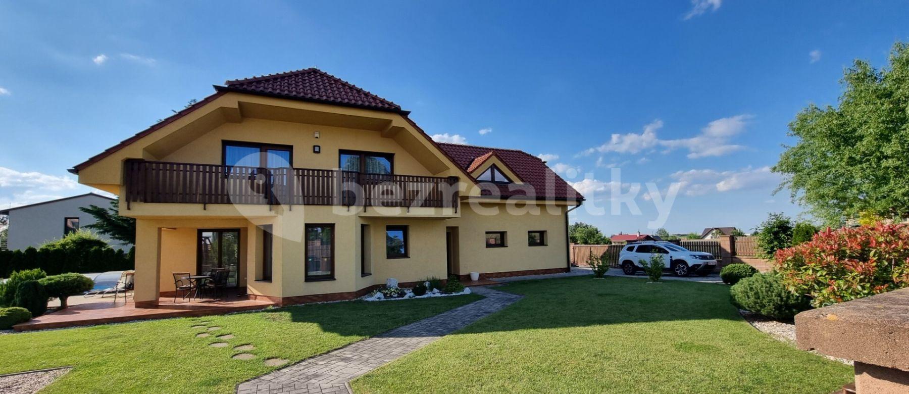 house for sale, 231 m², Na Draškách, Dobřejovice, Středočeský Region