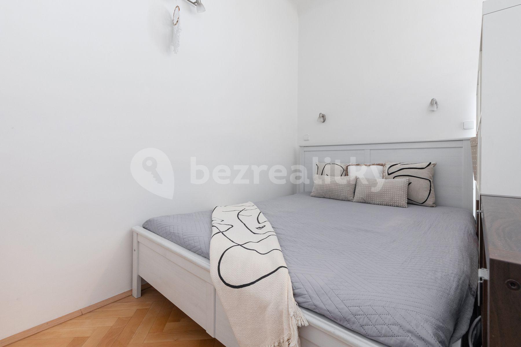 1 bedroom flat for sale, 62 m², Železničářů, Prague, Prague