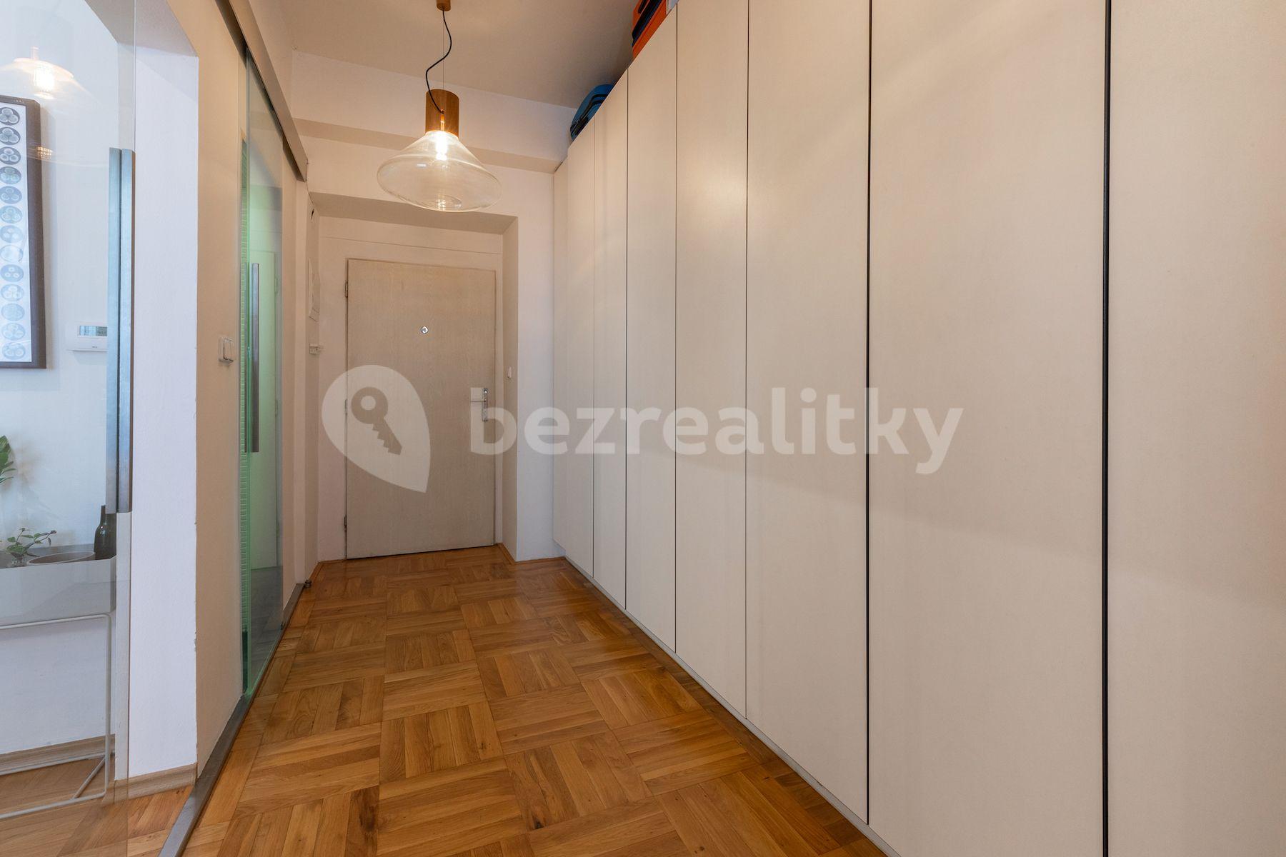 Studio flat for sale, 54 m², Neklanova, Prague, Prague