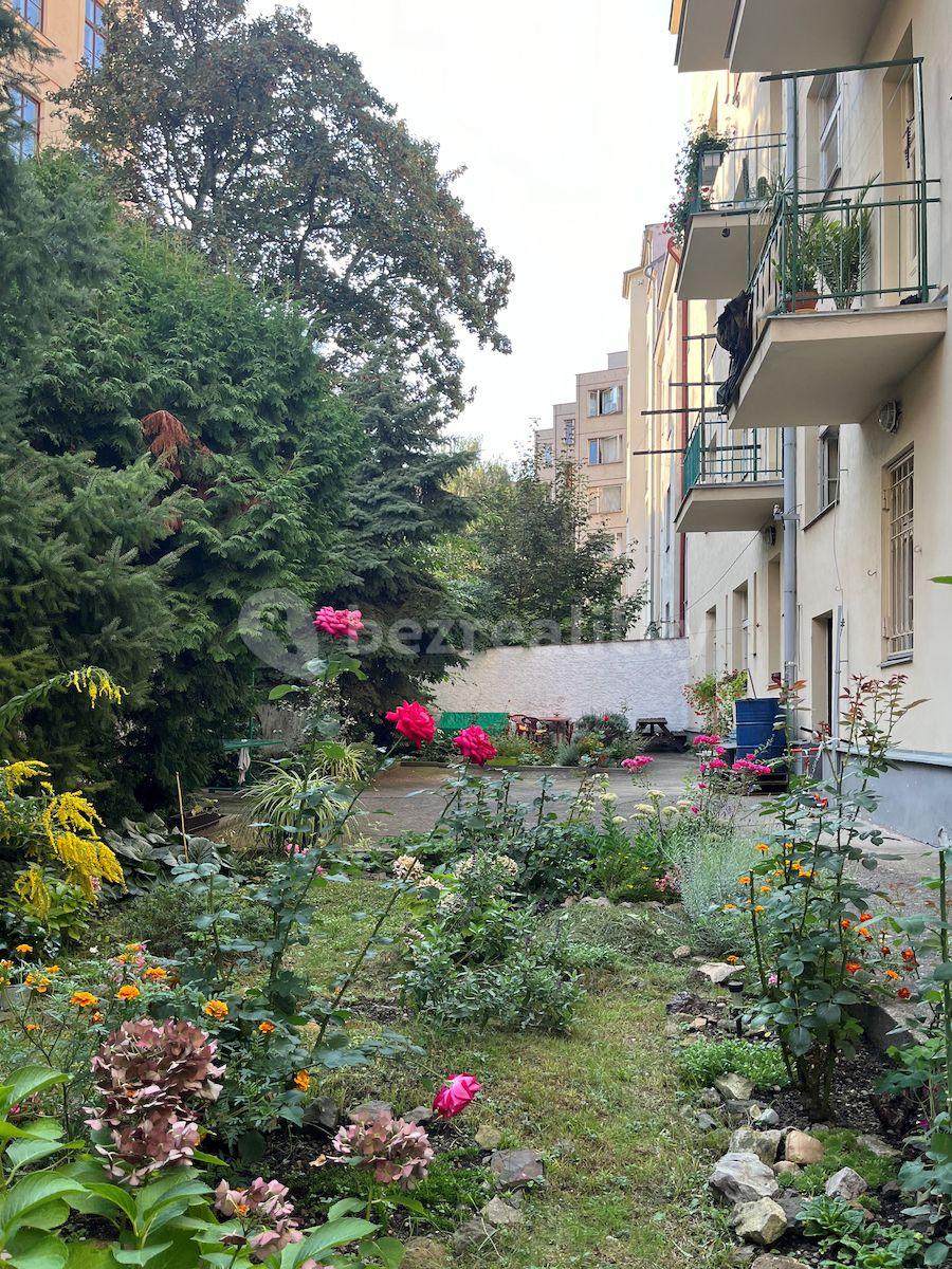 Studio flat for sale, 54 m², Neklanova, Prague, Prague