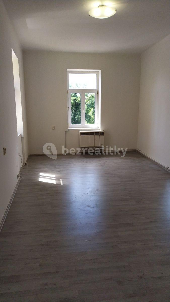 1 bedroom with open-plan kitchen flat to rent, 70 m², Jiráskovo náměstí, Kolín, Středočeský Region