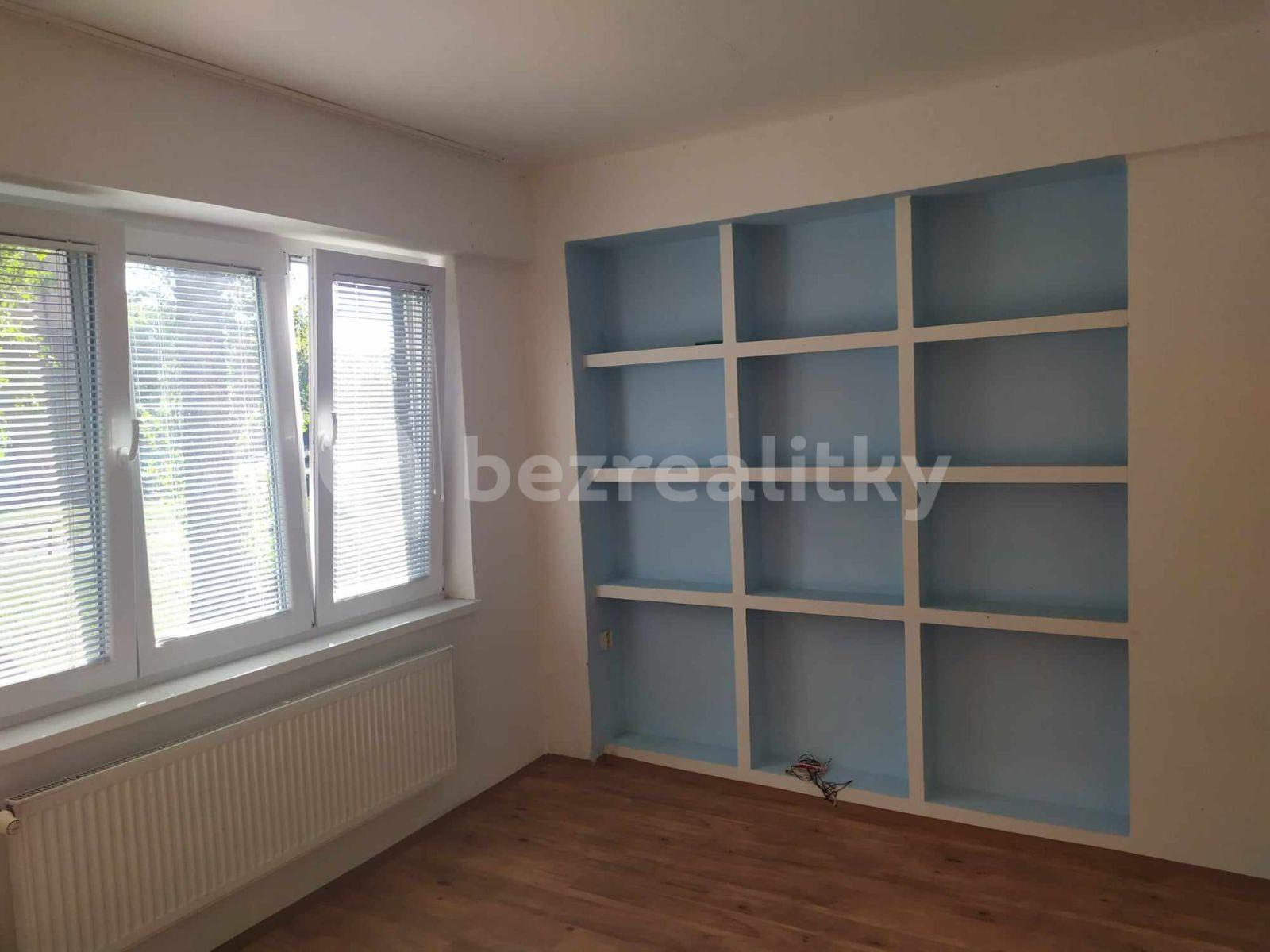 2 bedroom with open-plan kitchen flat for sale, 69 m², Amurská, Prague, Prague