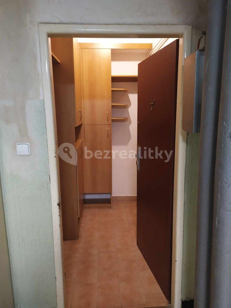 2 bedroom with open-plan kitchen flat for sale, 69 m², Amurská, Prague, Prague