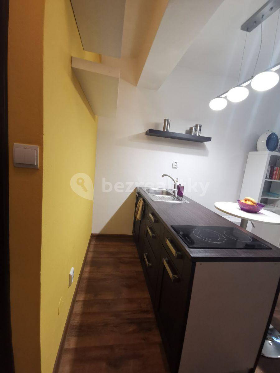 Small studio flat for sale, 27 m², Tolstého, Košice - mestská časť Sever, Košický Region