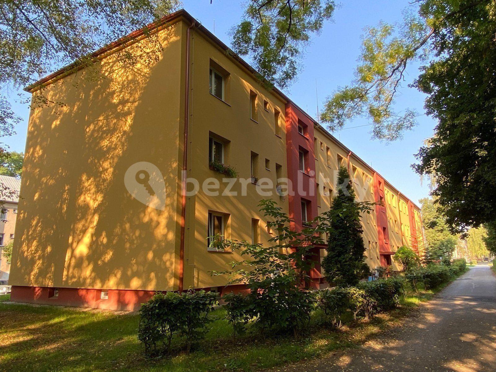 1 bedroom with open-plan kitchen flat to rent, 38 m², Dukelská, Havířov, Moravskoslezský Region