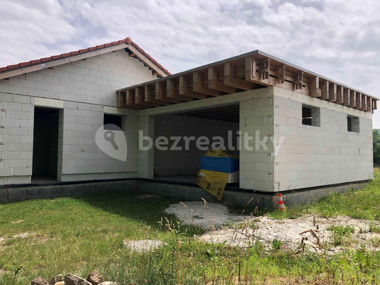 house for sale, 160 m², Bezdědická, Hostomice, Středočeský Region