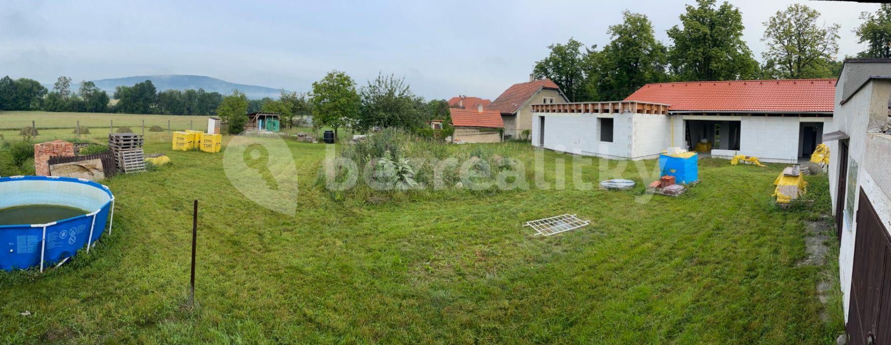 house for sale, 160 m², Bezdědická, Hostomice, Středočeský Region