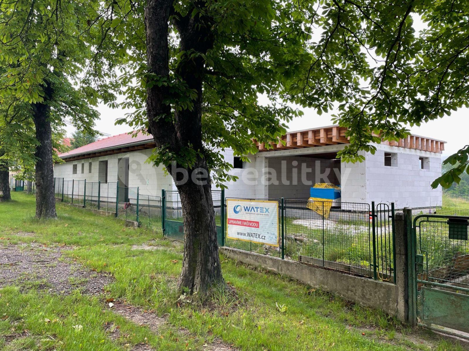 house for sale, 160 m², Bezdědická, Hostomice, Středočeský Region