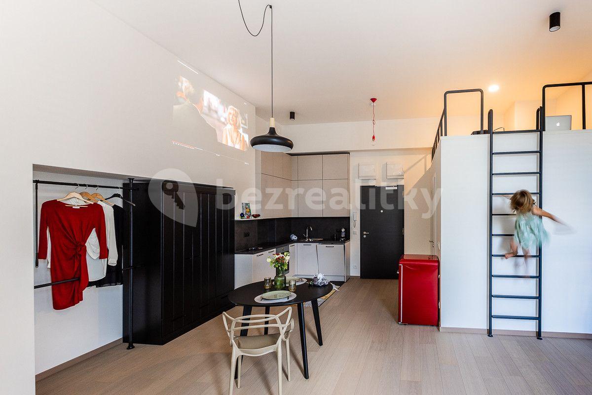 1 bedroom flat to rent, 49 m², V Háji, Prague, Prague